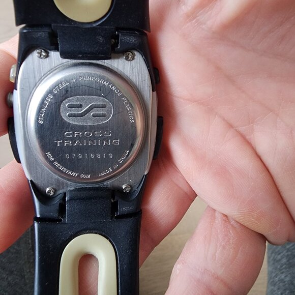 Men's Vintage 90s Nike Triax Watch - Picture 14 of 14